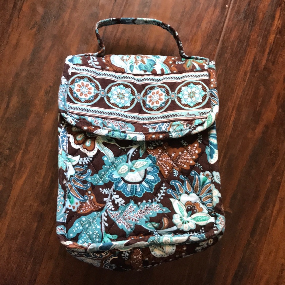 Vera Bradley quilted lunch bag